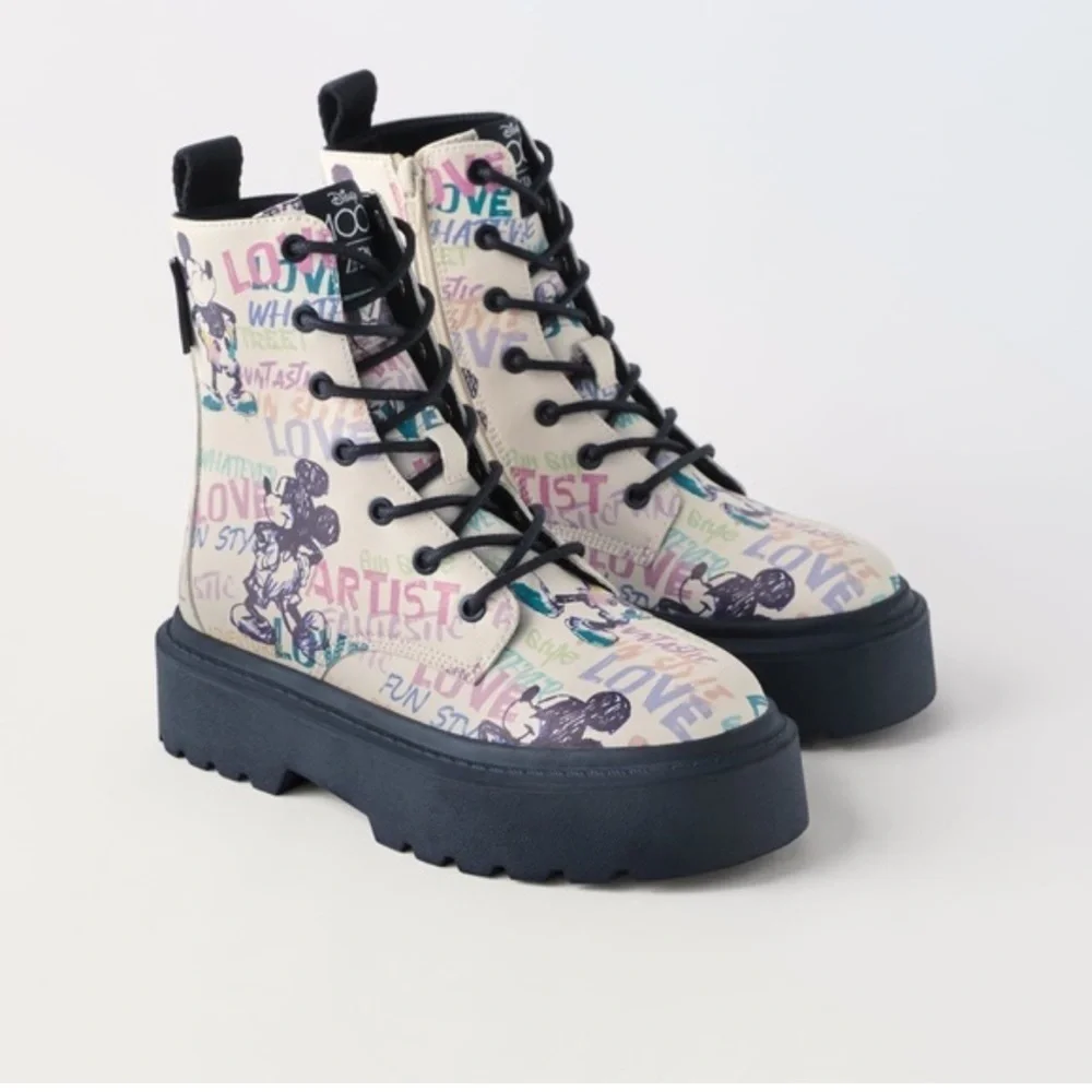 Zara| Kids Disney 100th anniversary Mickey Mouse Ankle Boots- Size 29 (US 11)